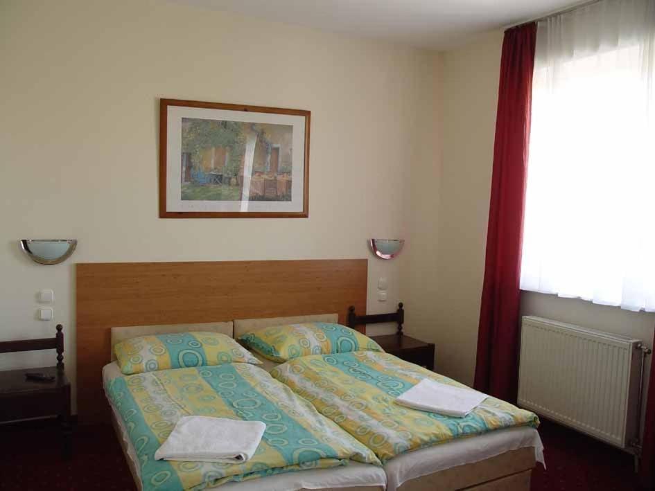 Hotel Menthol Будапешт Номер фото