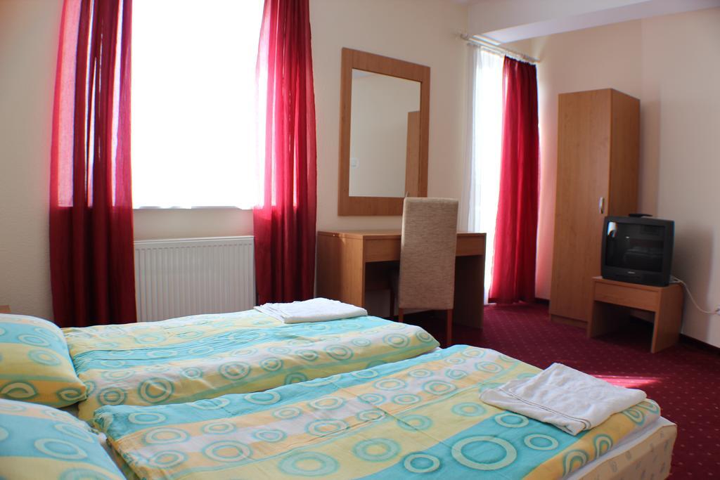 Hotel Menthol Будапешт Номер фото